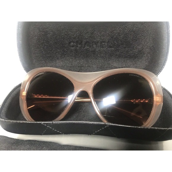 CHANEL Sunglasses Oversized Oval Style 5389 Light Brown Fall Sunnies - Picture 7 of 16